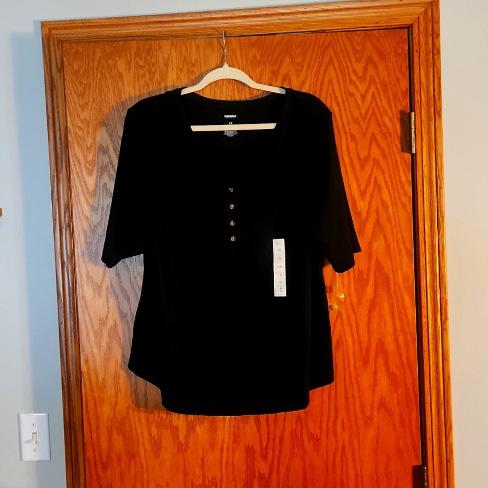 New with tags black Sonoma thermal like tee, size 1x